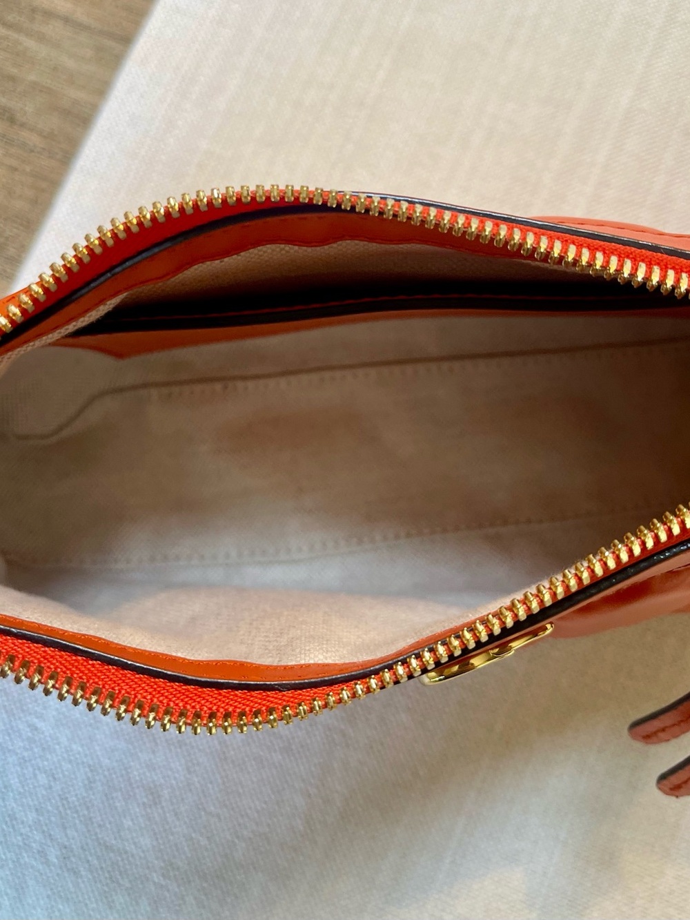NEW GUCCI GG QUILTED MATELASSE’ SHOULDER CROSSBODY ORANGE CALF LEATHER BAG ITALY - Picture 14 of 17